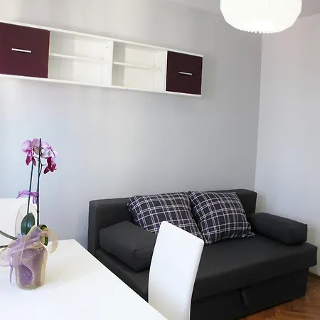 Kike Apartment *